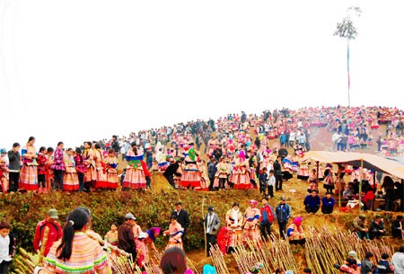 Das Frühlingsfest der Mong in Meo Vac
