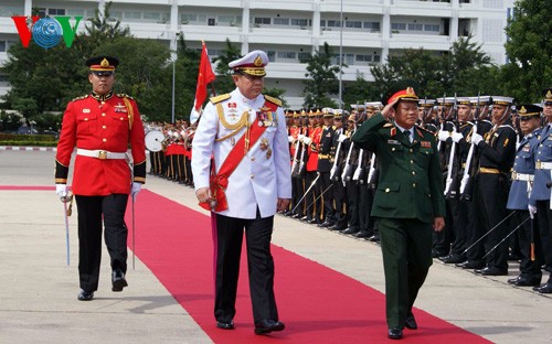 Thailand ehrt Generalstabschef der vietnamesischen Armee mit hohem Orden