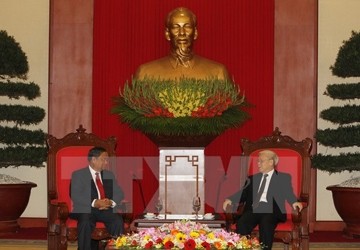 KPV-Generalsekretär Nguyen Phu Trong empfängt Partei-Delegation aus Laos