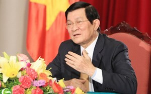 Staatspräsident Truong Tan Sang: Partei und Staat wissen stets um die Verdienste der Bürger