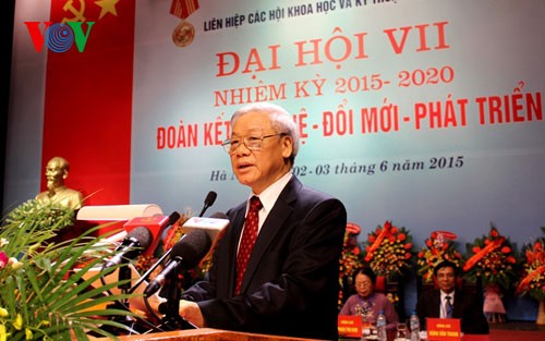 KPV-Generalsekretär Nguyen Phu Trong fordert mehr Investitionen in die Intellektuellen