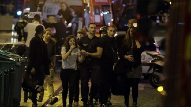 IS bekennt sich zu den Terroranschlägen in Paris