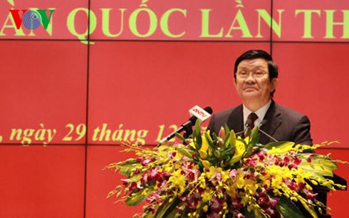 Staatspräsident Truong Tan Sang nimmt an der Landeskonferenz der Polizei teil