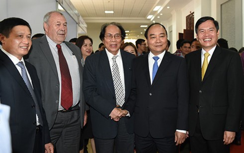 Premierminister Nguyen Xuan Phuc leitet Investitionskonferenz in Lai Chau 