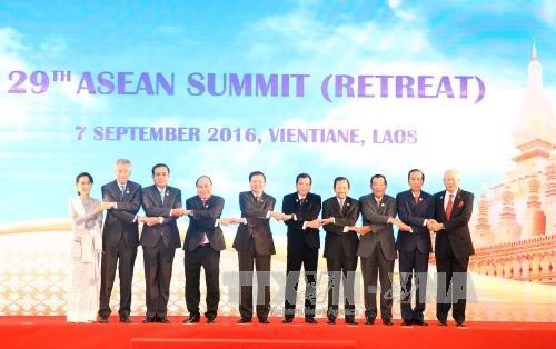 Premierminister Nguyen Xuan Phuc: ASEAN steht für Respektierung internationaler Gesetze