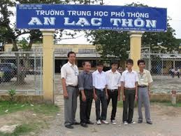 Oberschule An Lac Thon fördert die Liebe zur Wissenschaft