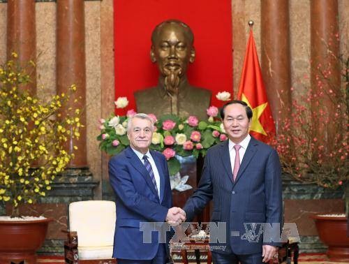 Staatspräsident Tran Dai Quang empfängt Energieminister aus Aserbaidschan