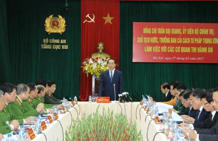 Staatspräsident Tran Dai Quang besucht Vollstreckungsbehörde