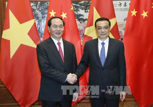 Staatspräsident Tran Dai Quang trifft Chinas Premierminister Li Keqiang