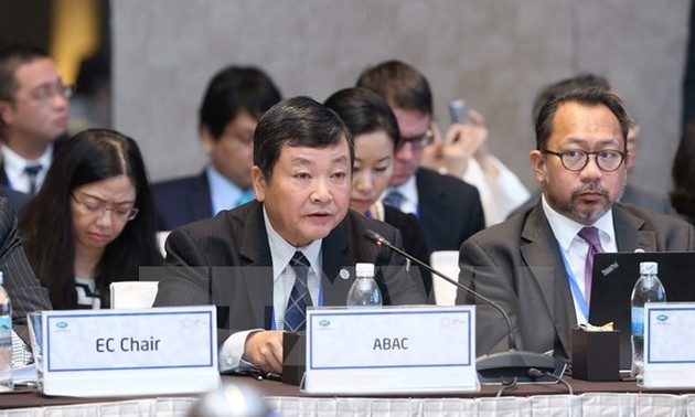 Mitglieder der APEC-Unternehmensberatungsrates tagen in Kanada
