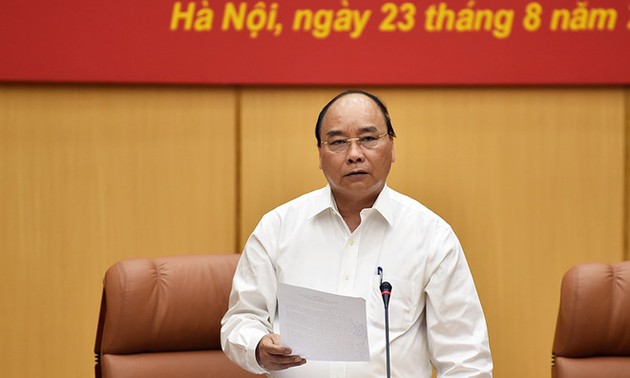 Premierminister Nguyen Xuan Phuc nimmt an Konferen der Zentralabteilung über Verteidigungszone