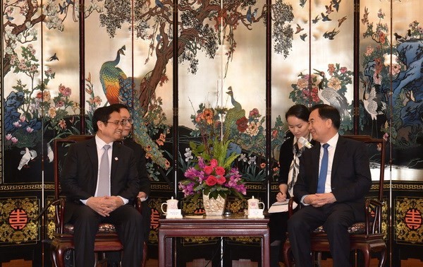 Leiter der Abteilung für Personalfrage der KPV, Pham Minh Chinh, besucht Guangdong