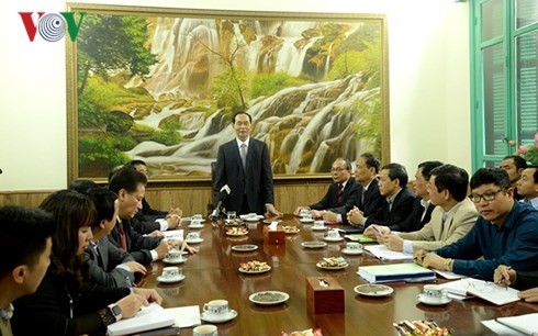  Staatspräsident Tran Dai Quang führt Gespräche mit Zentralkommission zur Justizreform