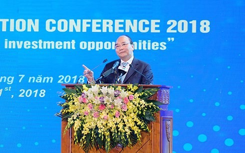Premierminister Nguyen Xuan Phuc nimmt an Investitionskonferenz in Thai Nguyen teil