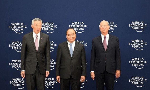 Offizieller Empfang der Spitzenpolitiker und Leiter der Delegation beim WEF ASEAN
