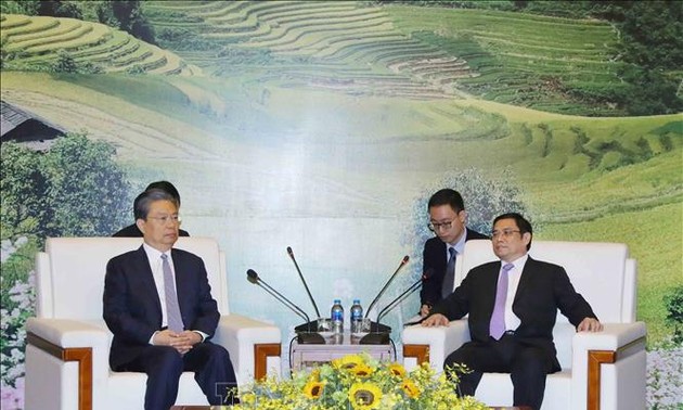 Pham Minh Chinh empfängt Leiter der Kontrollabteilung der KP-Chinas Zhao Leji