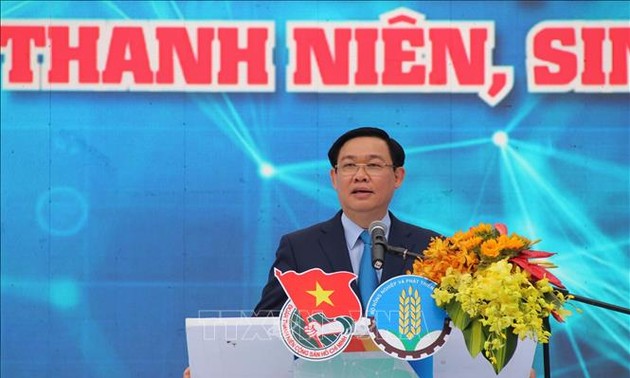 Vizepremierminister Vuong Dinh Hue: Jugendliche sollen Produktion der Landwirtschaft fördern