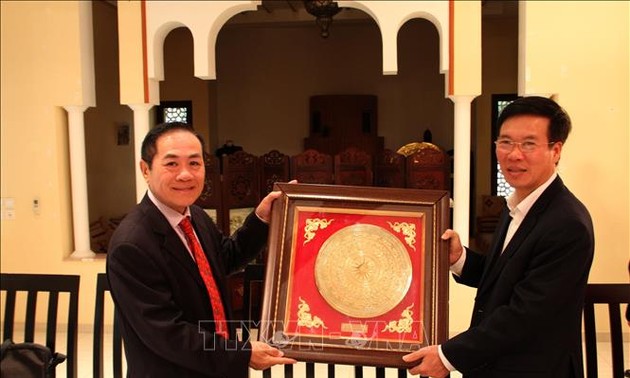 Leiter der Abteilung für Information und Erziehung der Partei, Vo Van Thuong besucht Marokko