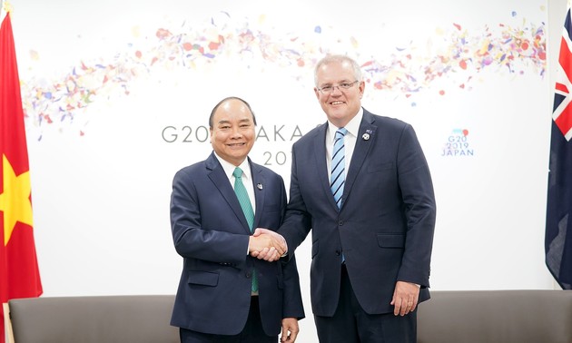 Nguyen Xuan Phuc führt bilaterale Gespräche zur Zusammenarbeit mit anderen G20-Ländern