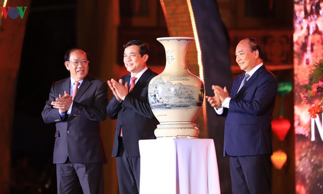 Premierminister Nguyen Xuan Phuc nimmt an Feier der 20-jährigen Anerkennung  Hoi An und My Son als Weltkulturerbe teil