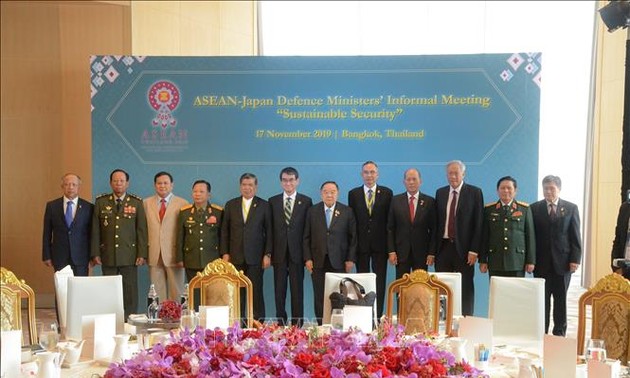 Förderung der Zusammenarbeit in Verteidigungsarbeit zwischen ASEAN und Partnern