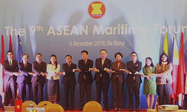 Eröffnung des ASEAN-Meeresforums in Danang