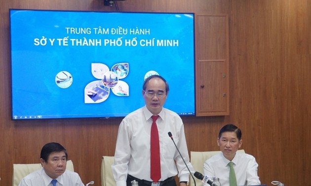 Einweihung zwei Smart-Zentren der Medizin und Erziehung in Ho Chi Minh Stadt