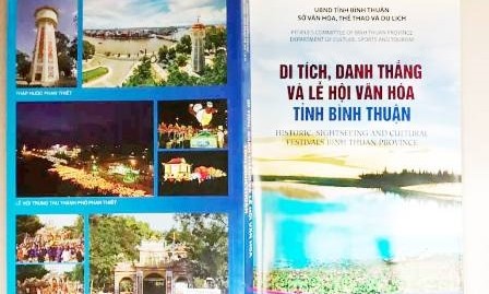 Buch “Gedenkstätte, Naturschönheiten und Kulturfestival in Binh Thuan“