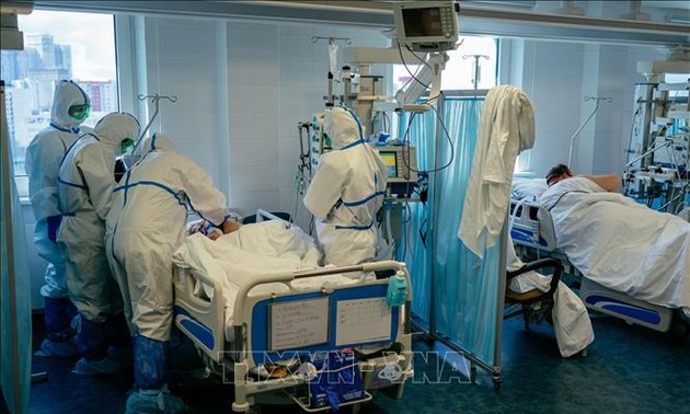Vietnamesen unterstützen Mediziner bei Bekämpfung der COVID-19-Pandemie in Russland