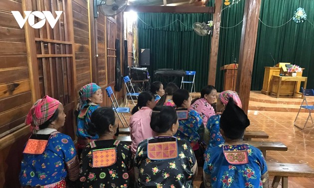 Gewährung der Religionsfreiheit für Bewohner im Kreis Muong Nhe in der Provinz Dien Bien