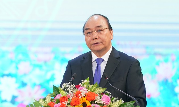 Premierminister Nguyen Xuan Phuc: Staatspräsident Le Duc Anh, ein Vorbild für Treue zur Partei 