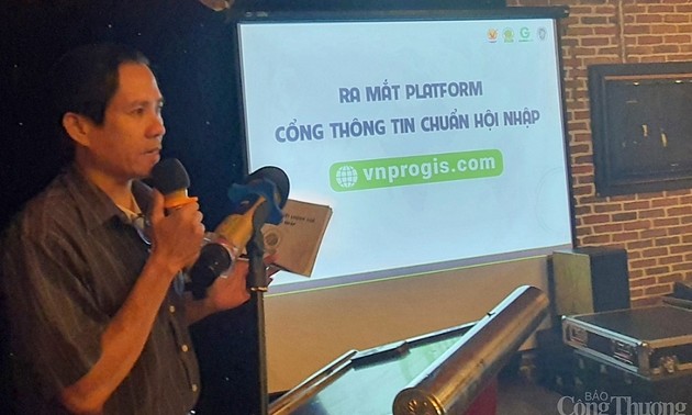 Internetportal über “vietnamesische Waren mit hoher Qualität-Norm für Integration”