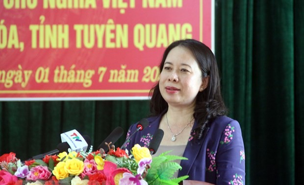 Vizestaatspräsidentin Vo Thi Anh Xuan auf Arbeitsbesuch in Tuyen Quang