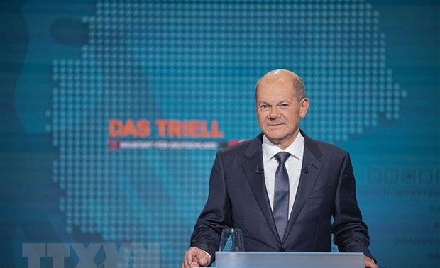 Wahl in deutschland: Drei Kandidaten debattieren im Fernsehen
