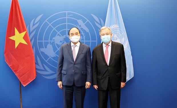 Staatspräsident Nguyen Xuan Phuc empfängt UN-Generalsekretär
