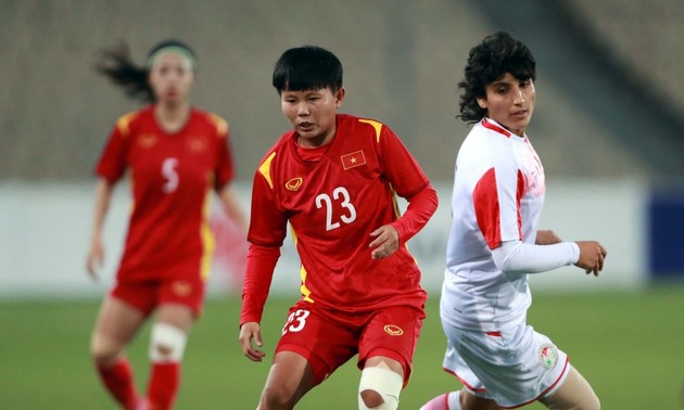 Vietnamesiscche Fußballmannschaft der Frauen siegt gegen Tadschikistan 7:0