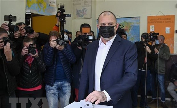 Präsident Rumen Radew siegt bei Stichwahlen in Bulgarien