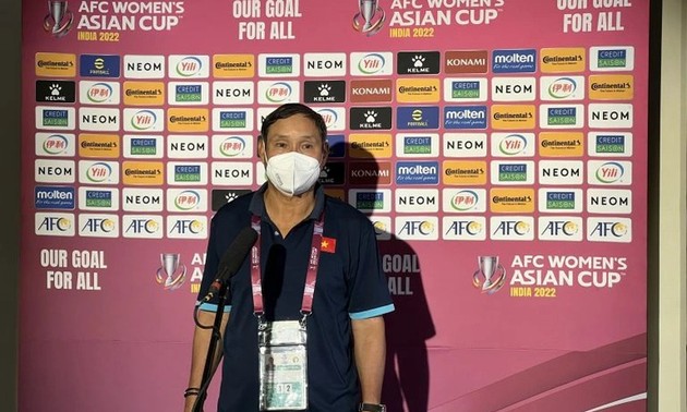 Trainer Mai Duc Chung: Die vietnamesische Frauenmannschaft spielt mit entschlossenen Kampfgeist gegen Myanmar