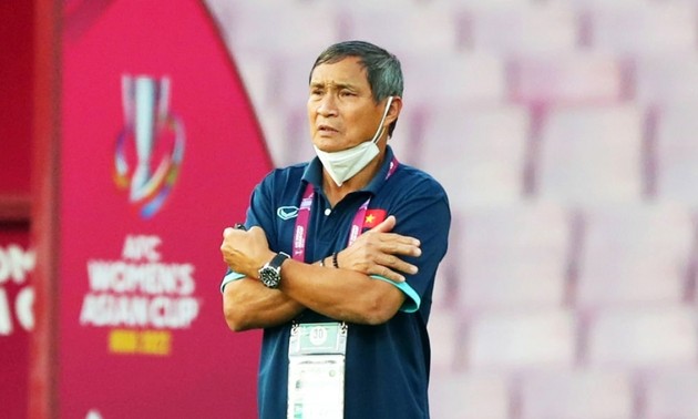 Trainer der Frauen-Fußballmannschaft, Mai Duc Chung will zurücktreten