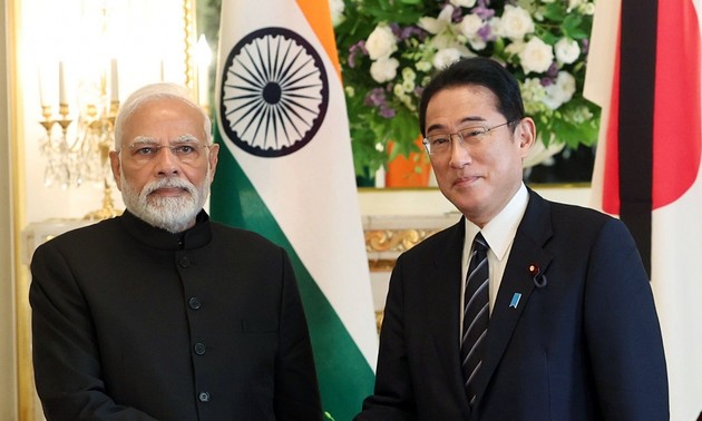 Japans Premierminister Fumio Kishida besucht Indien