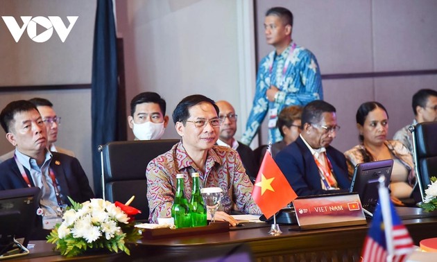 42. ASEAN-Gipfel: ASEAN-Außenministertreffen 