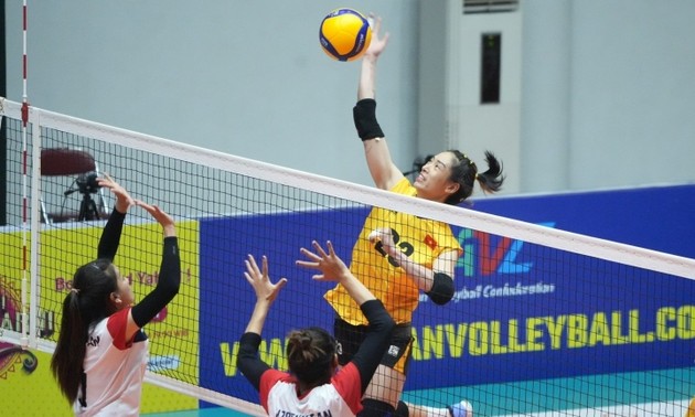 Vietnamesische Volleyballmannschaft der Frauen siegt gegen Usbekistan mit 3:0