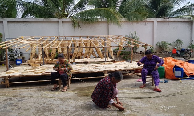 Handwerksberuf Bambusflechten in der Gemeinde Phu Tan in Soc Trang