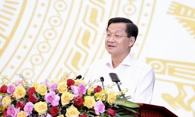 Parlamentspräsident Vuong Dinh Hue besucht Provinz Soc Trang
