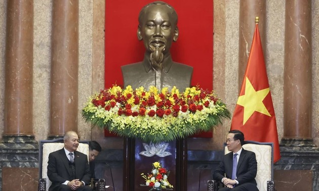 Vietnam und Laos tauschen Erfahrungen beim Aufbau des Landes aus