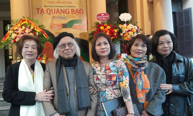 Ausstellung des Bildhauers Ta Quang Bao