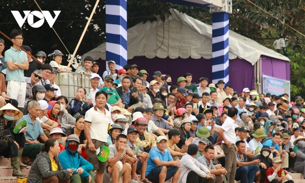 Nationale Meisterschaft im Bootsrennen 2024 in Quang Binh