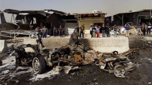  Series of bombings kill or wound more than 100 in Iraq
