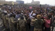 Egypt: students expand Morsi protests 