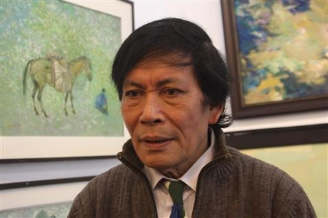  Hanoi artist Do Duc welcomes the year of the horse 